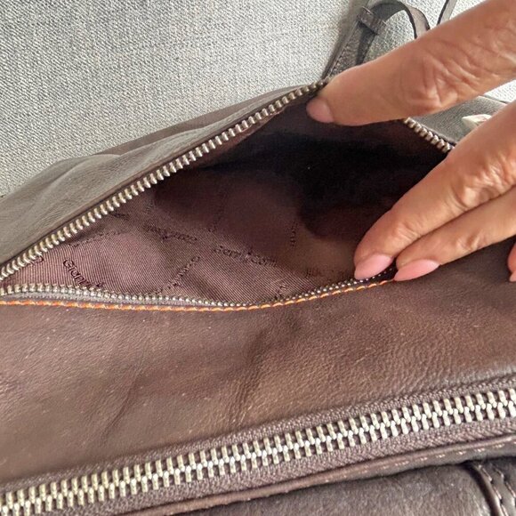 Gianni Conti Leather Unisex Backpack Brown - Picture 6 of 14